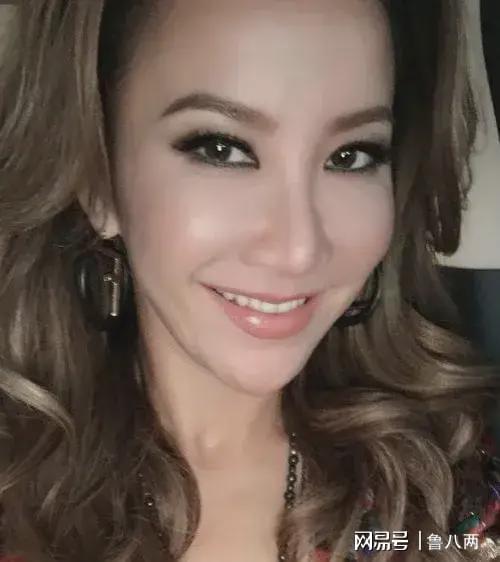 李玟的学生爆料视频大全,揭秘明星背后的真实故事 第2张 李玟的学生爆料视频大全,揭秘明星背后的真实故事 第2张